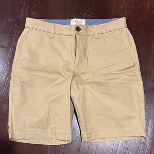Penguin khaki shorts